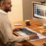 Logitech Signature Solar US vezeték nélküli grafitszürke billentyűzet - Image 7