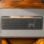Logitech Signature Solar US vezeték nélküli grafitszürke billentyűzet - Image 9