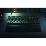 Razer Huntsman V2 (Red Switch) US RGB fekete gamer billentyűzet - Image 2