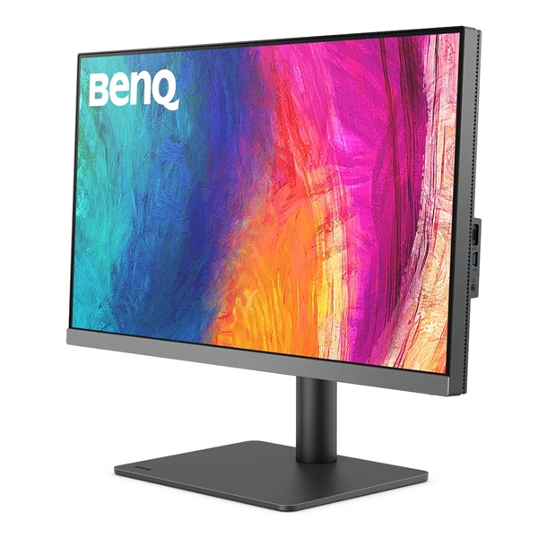 BenQ_Monitor_27_-_PD2706U_IPS_169_3840x2160_5ms_350cdm2_HDMI_DP_mDP_USB-C_Speaker_Pivot_magall_VESA-i397019.jpg BenQ Monitor 27" - PD2706U (IPS, 16:9, 3840x2160, 5ms, 350cd/m2, HDMI, DP, mDP, USB-C, Speaker, Pivot, mag.áll., VESA) - Image 2