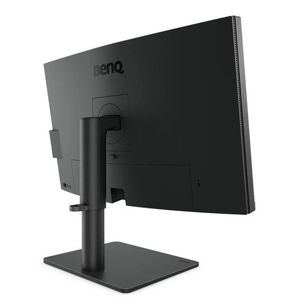 BenQ_Monitor_27_-_PD2706U_IPS_169_3840x2160_5ms_350cdm2_HDMI_DP_mDP_USB-C_Speaker_Pivot_magall_VESA-i397024.jpg BenQ Monitor 27" - PD2706U (IPS, 16:9, 3840x2160, 5ms, 350cd/m2, HDMI, DP, mDP, USB-C, Speaker, Pivot, mag.áll., VESA) - Image 3
