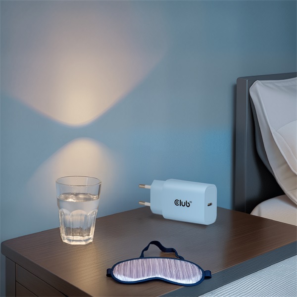 Club 3D Hálózati Adapter - CAC-3022 (2db/csomag, 30W USB-C, PD3.0, túltöltés védelem, kicsi méret, kék) - Image 4