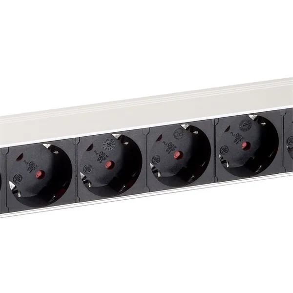 Equip Hálózati Elosztó - 333293 (Schuko, 8 Schuko, Rack 1U, 1,8m kábel, aluminium, fekete) - Image 3