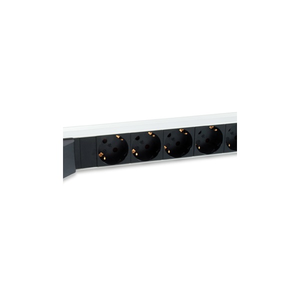 Equip Hálózati Elosztó - 333312 (C14, 6x Schuko, Rack 1U, biztosíték, 1,8m kábel, aluminium, fekete) - Image 1