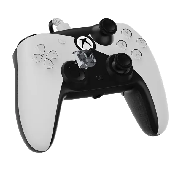 Hyperkin M01638-WH Competitor Xbox Series|One/Windows 11|10 Xbox liszenszelt vezetékes fehér kontroller - Image 3