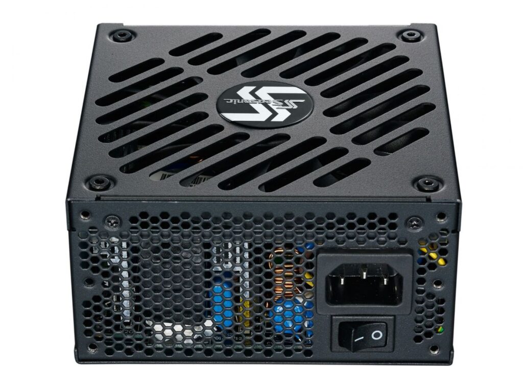 Seasonic 650W 80+ Gold Focus SGX - Image 2