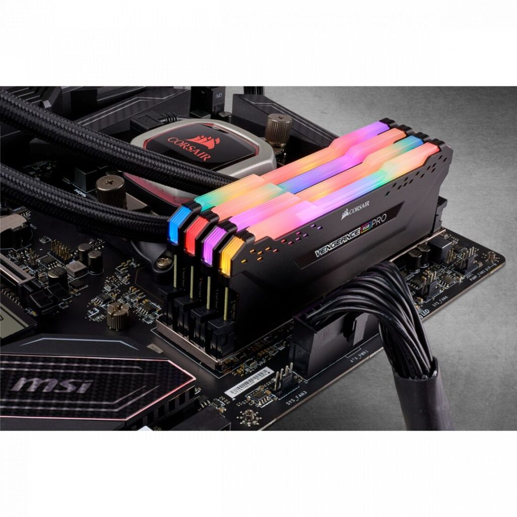 Corsair 32GB DDR4 3200MHz Kit(4x8GB) Vengeance RGB Pro Black - Image 4
