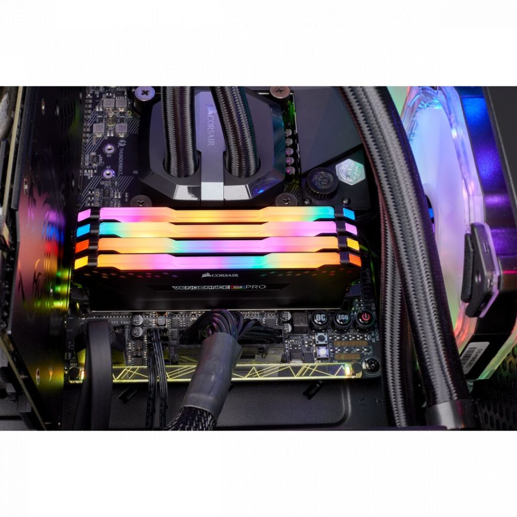 Corsair 32GB DDR4 3200MHz Kit(4x8GB) Vengeance RGB Pro Black - Image 7