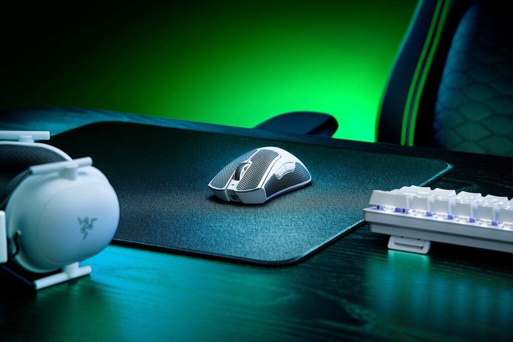 Razer DeathAdder V3 Pro White - Image 2