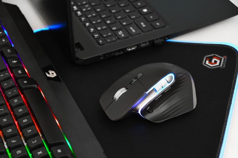 Gembird 9-Button Rechargeable Wireless RGB Gaming Mouse Black - Image 6