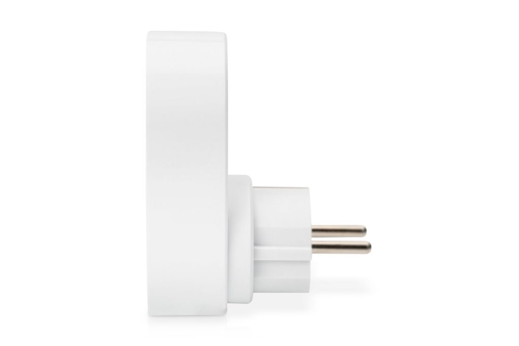 Digitus DA-70617 Universal USB Plug-in Charger with 2 x USB-A Sockets and Integrated Socket - Image 4