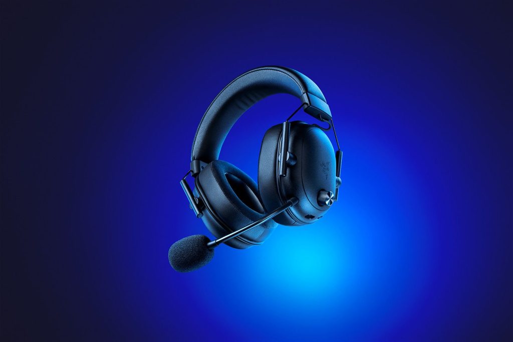 Razer BlackShark V2 HyperSpeed Wireless Bluetooth Headset Black - Image 2