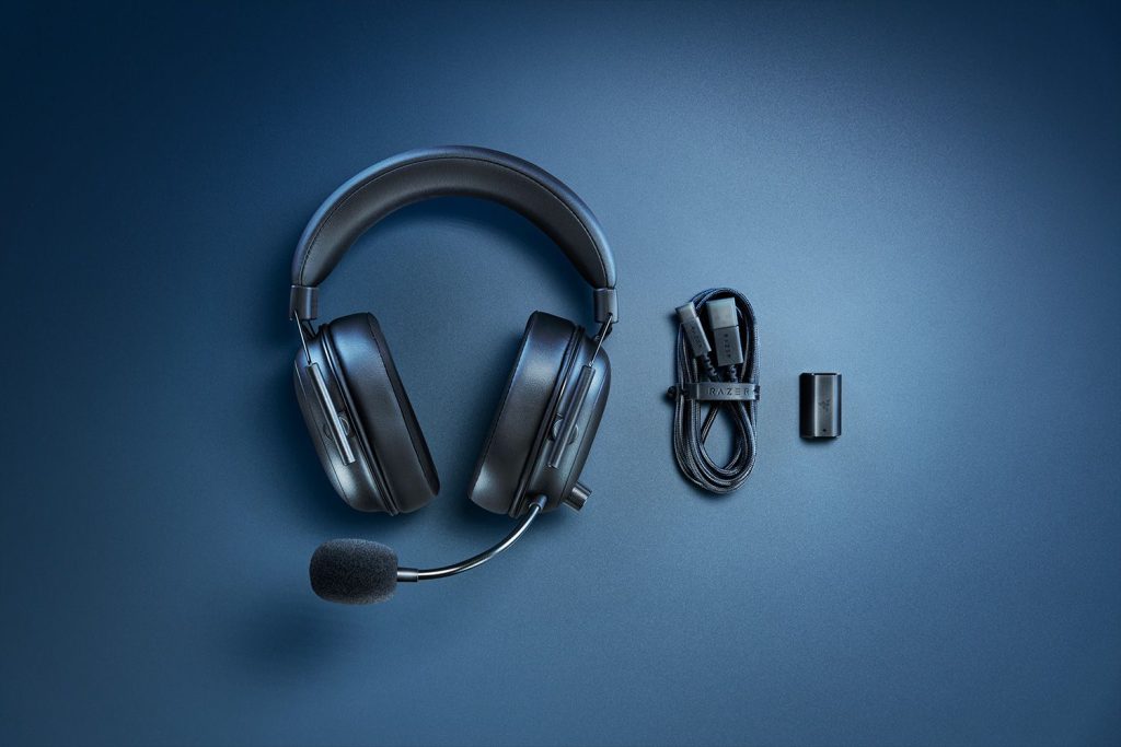 Razer BlackShark V2 HyperSpeed Wireless Bluetooth Headset Black - Image 3