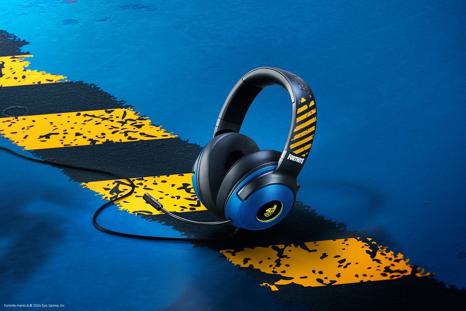 Razer Kraken V3 X Gaming Headset Fortnite Edition - Image 1