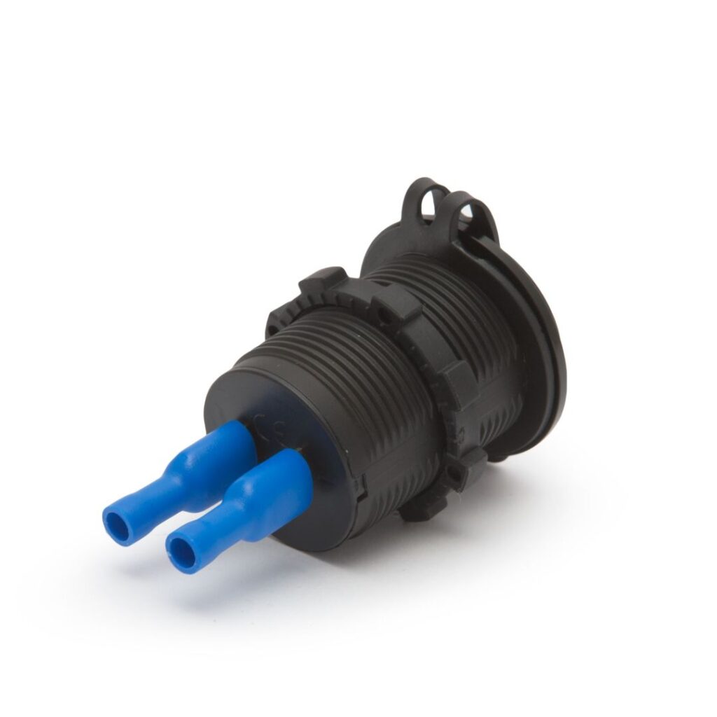 M.N.C Szivargyújtó helyére beépíthető USB aljzat - Image 4