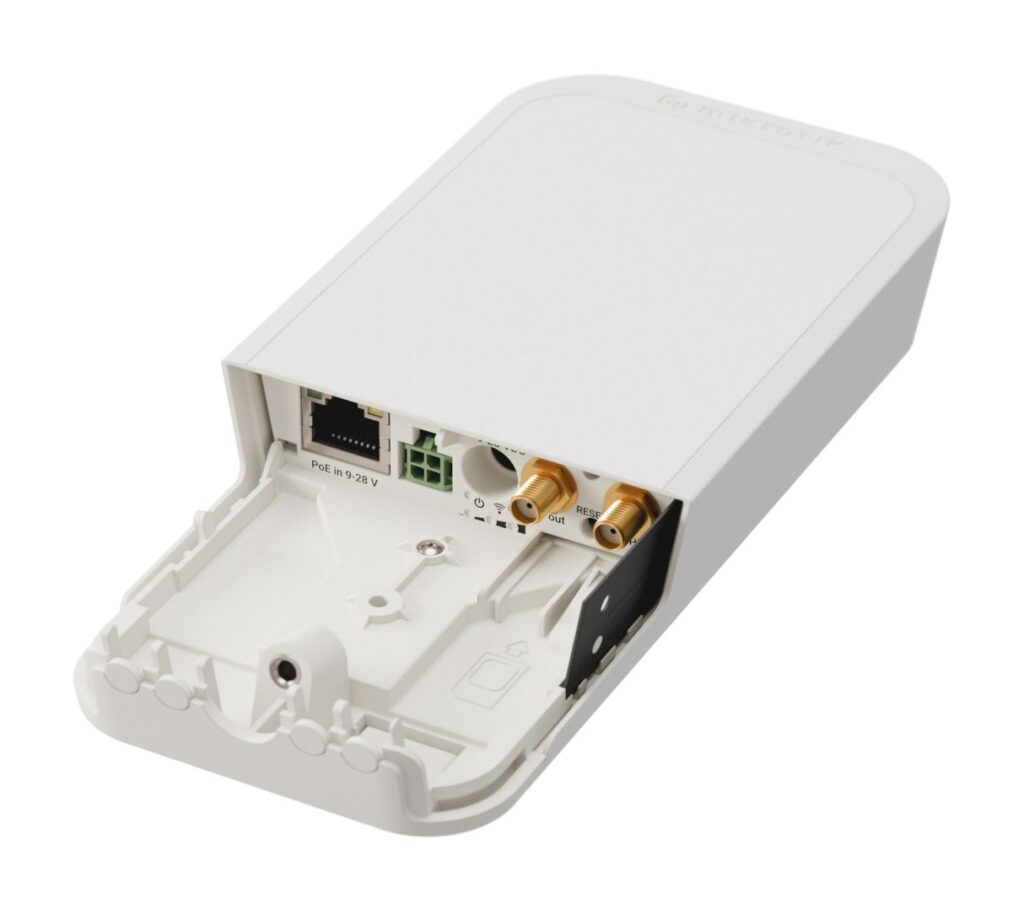 Mikrotik RBWAPR-2ND&R11E-LR8G wAP LR8G kit - Image 2
