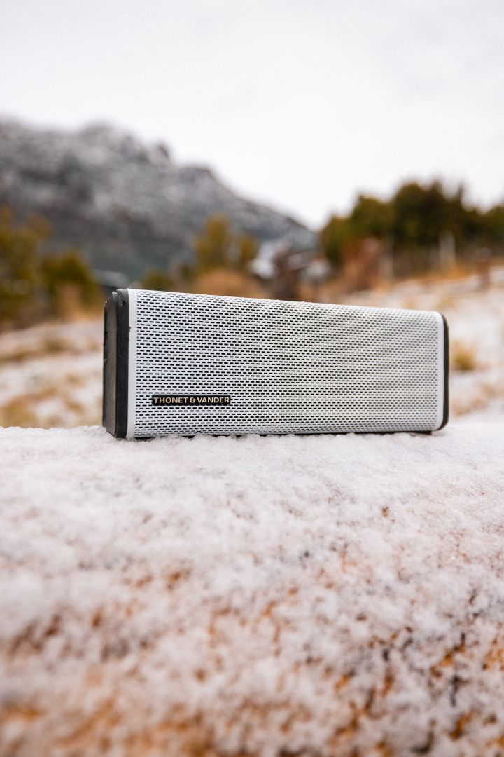Thonet & Vander Frei Topp Bluetooth Portable Speaker Ice White - Image 6