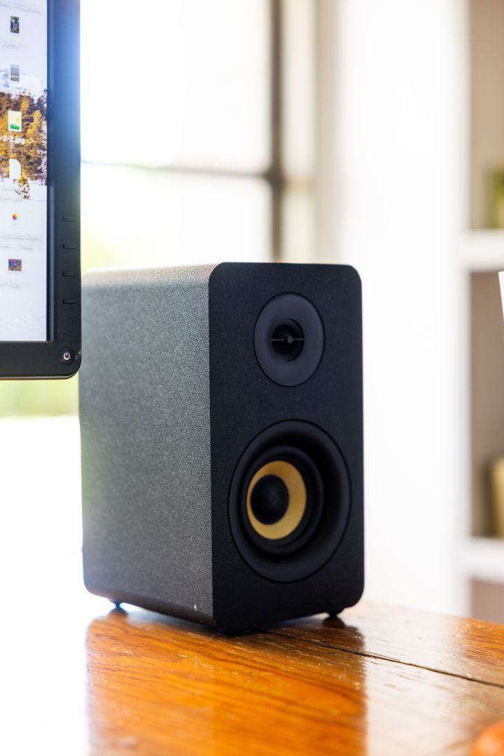 Thonet & Vander Kumpel 2.0 Bluetooth Speakers Black - Image 5