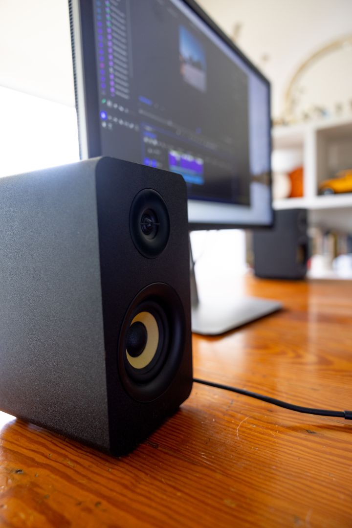 Thonet & Vander Kumpel 2.0 Bluetooth Speakers Black - Image 6