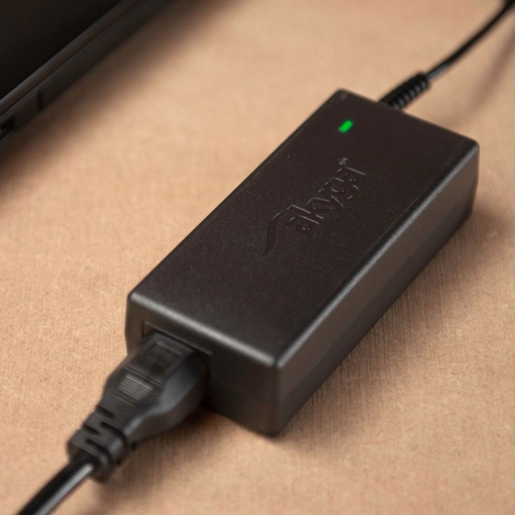 Akyga AK-ND-24 20V / 3,25A 65W Slim Tip Lenovo/IBM hálózati notebook töltő - Image 9