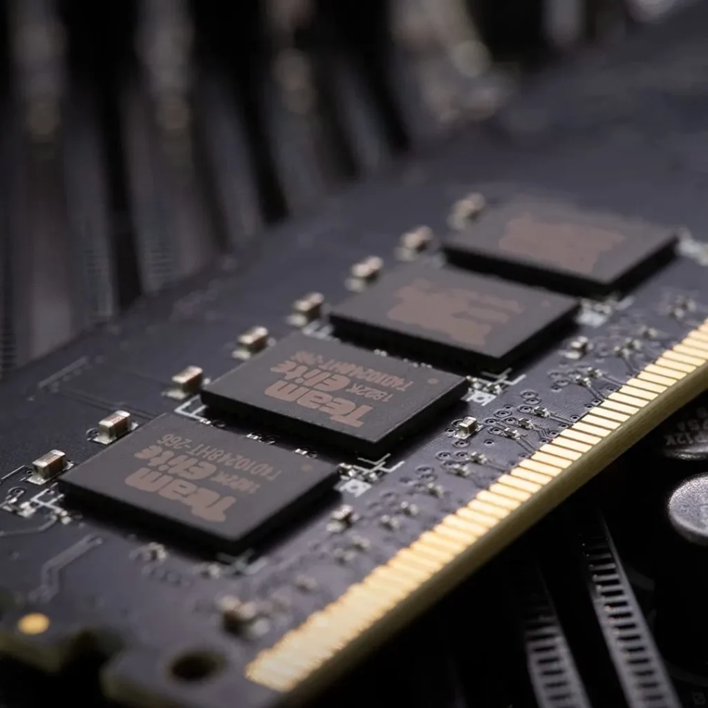 TeamGroup 16GB DDR5 6000MHz Elite Black - Image 2