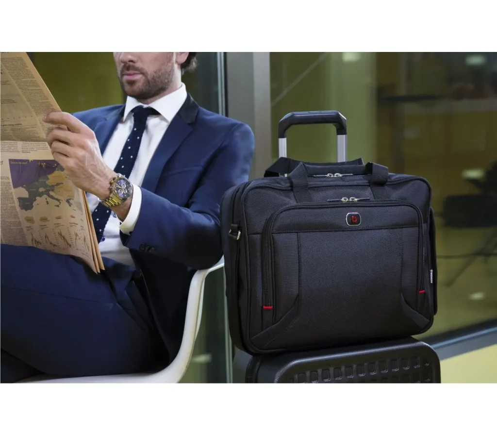 Wenger Prospectus Laptop Briefcase with Tablet Pocket 16" Black - Image 7