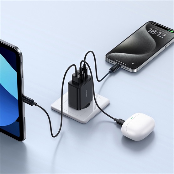 Baseus Cube hálózati gyorstöltő 30W, USB Type-C + 2×USB Type-A, fekete - Image 6