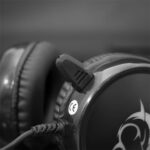 HDS White Shark MARGAY GH-1947 gamer headset mikrofonnal - Fekete - Image 4