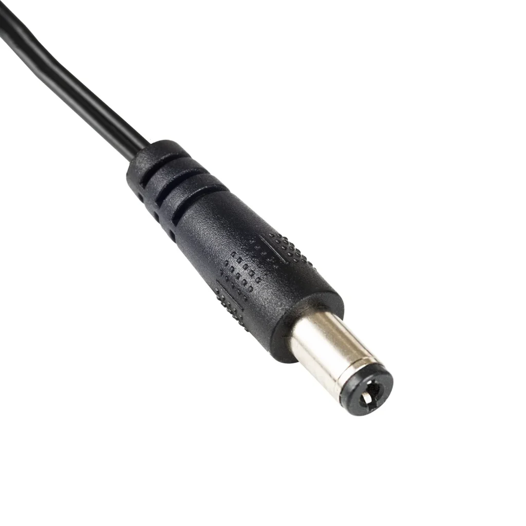 Akyga 9V / 1A 9W 5.5x2.1mm töltő adapter - AK-TB-11 - Image 3