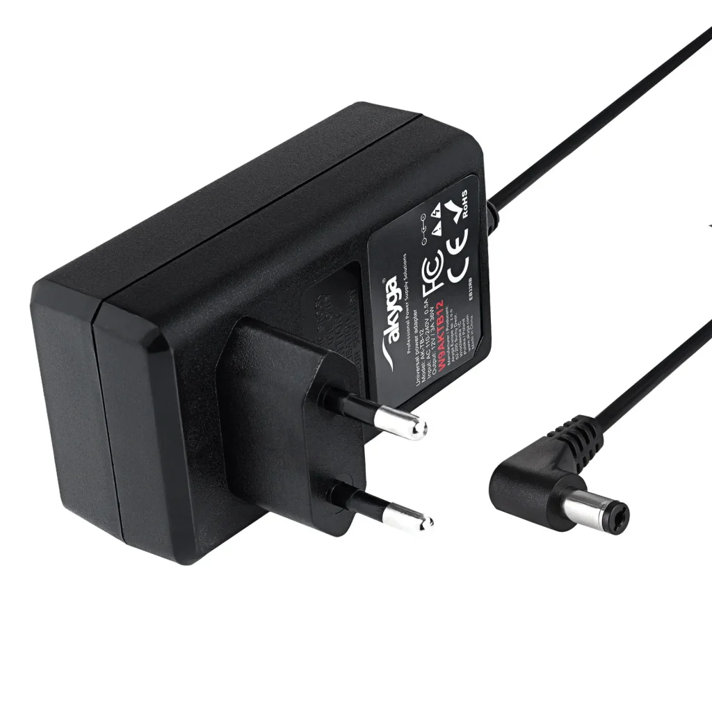 Akyga AK-TB-12 Universal power adapter 1,4m Black - Image 4
