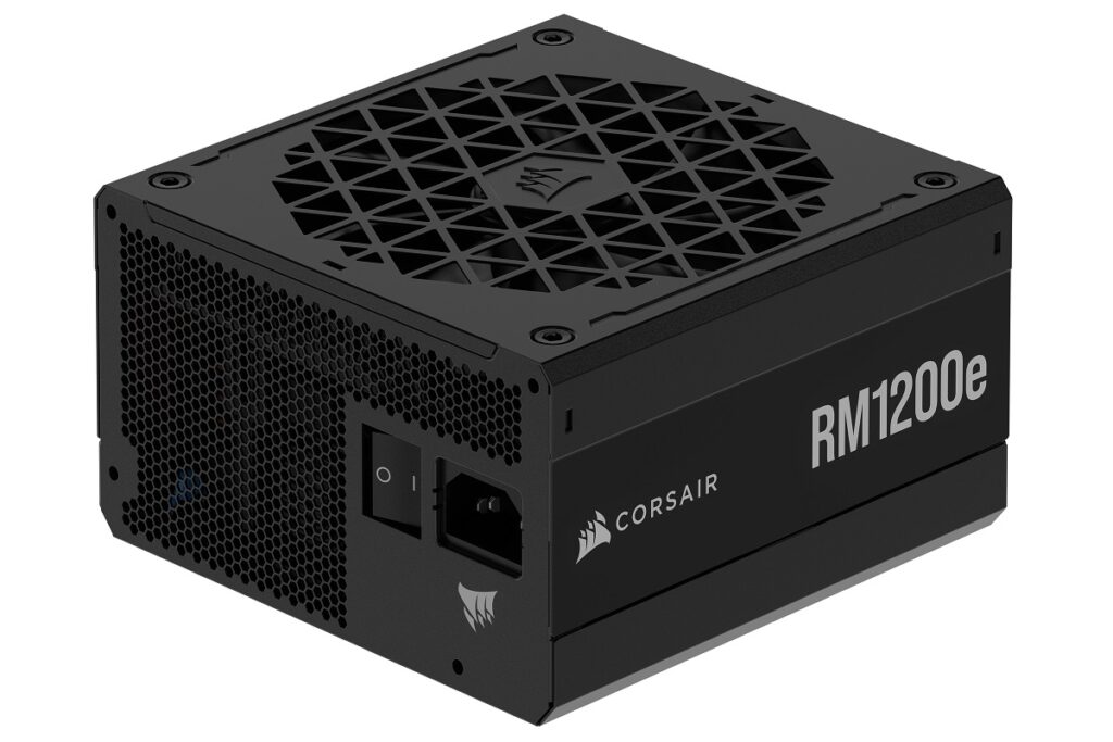 Corsair RM1200e 1200W 80 PLUS GOLD moduláris tápegység, fekete - Image 5