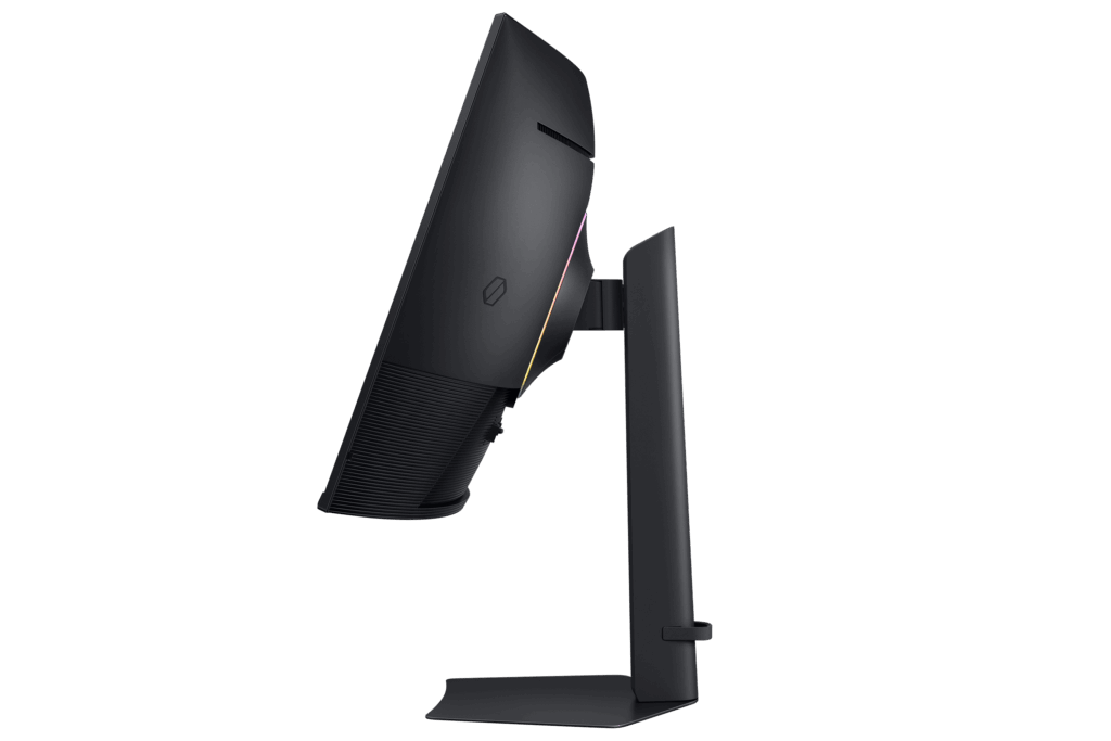 SAMSUNG 37 LS37FG750EUXEN UHD VA 16:9 1ms monitor - Image 4