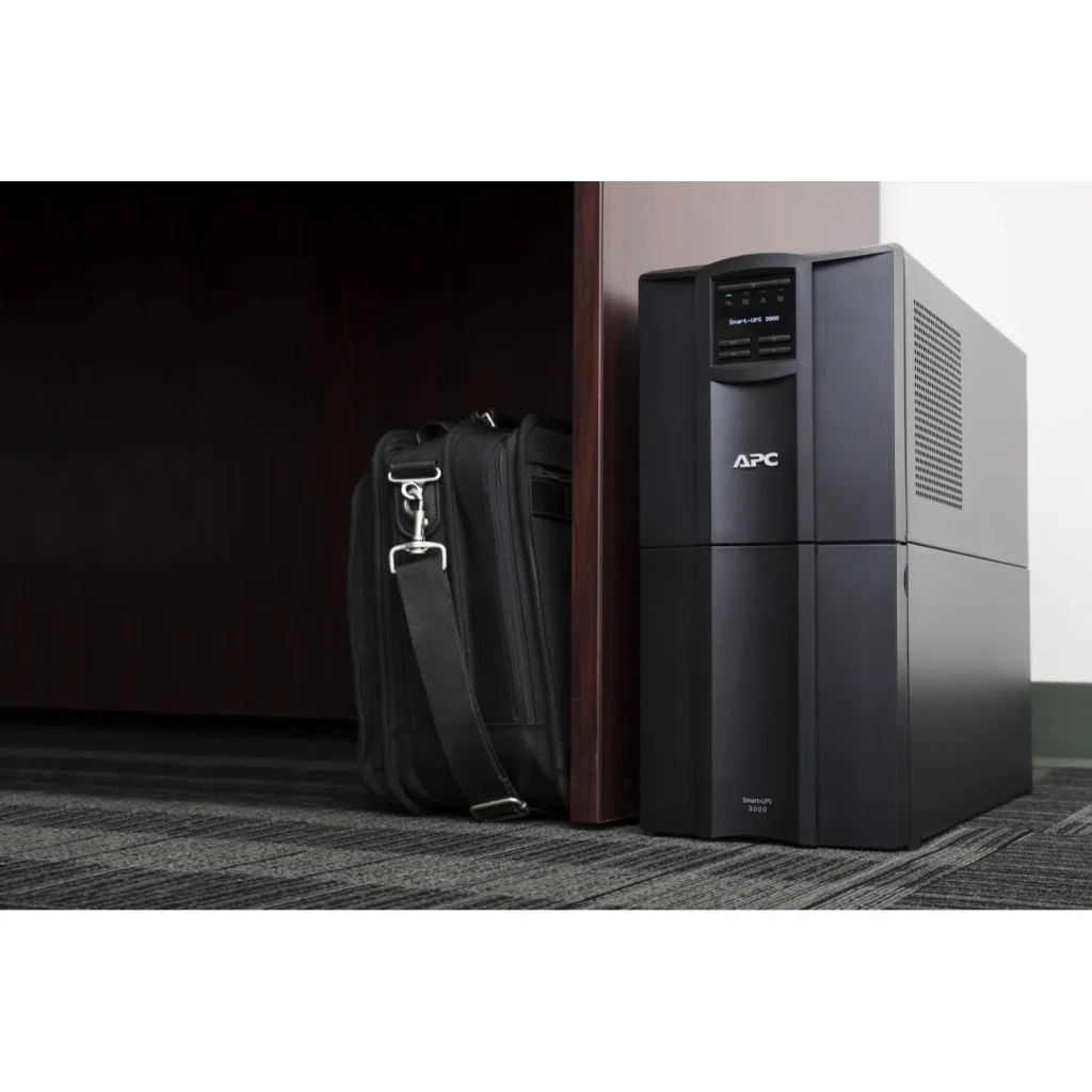 APC Smart-UPS 3000VA LCD 230V with SmartConnect - Image 3